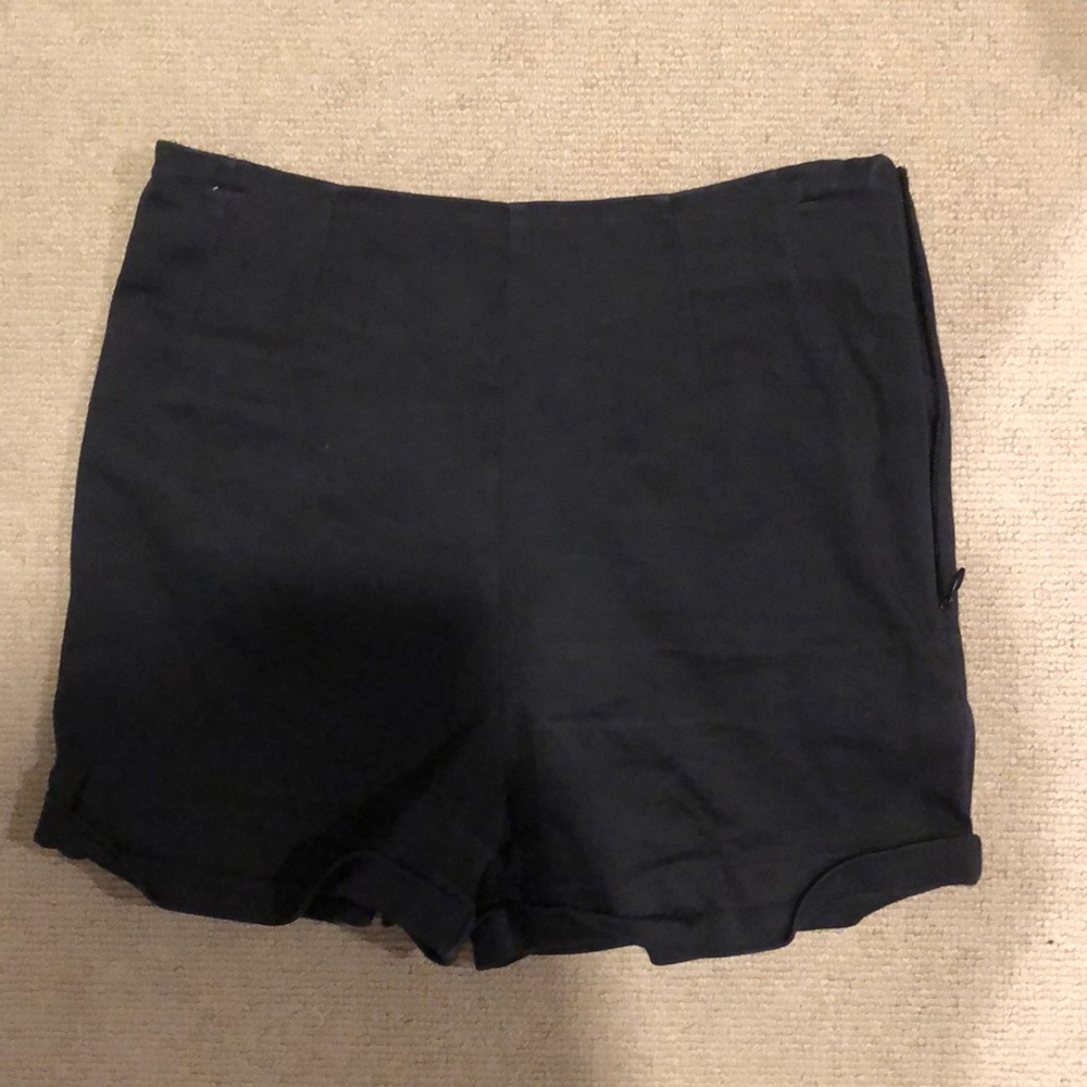 brandy melville black booty shorts